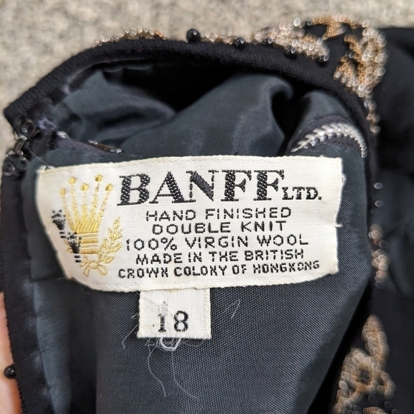 Vintage Banff black brown beaded wool sleeveless blouse 18 - Picture 8 of 9